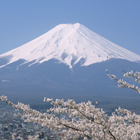 春先の富士山