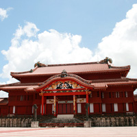 沖縄県の世界遺産「首里城」